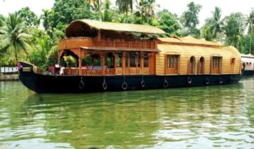 Alleppey backwaters in Kerala